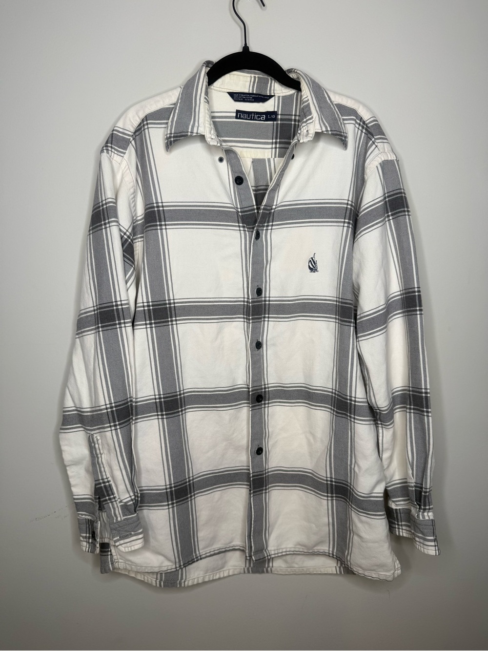Nautica Men’s White & Gray Plaid Long-Sleeve Button-Down Shirt